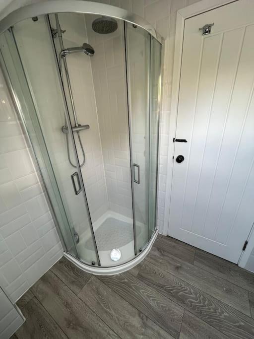 The Stable, Grove End Farm Apartment Петуърт Екстериор снимка